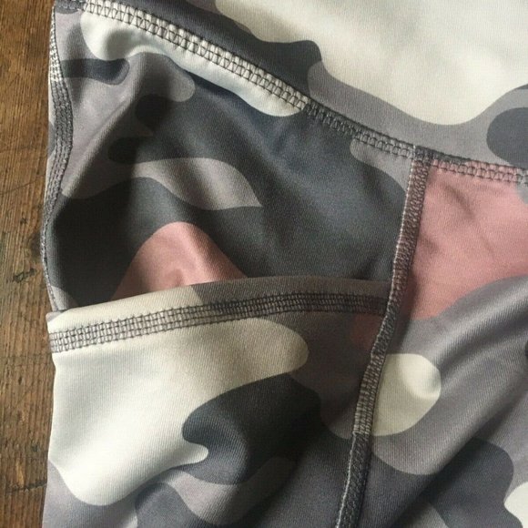Reebok Camo Leggings Pink & Gray Size XS - Picture 5 of 6